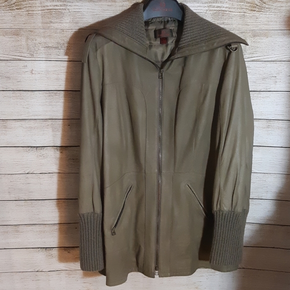 Danier Leather Jackets & Blazers - Taupe/Olive Green Leather Jacket 3/4 Length